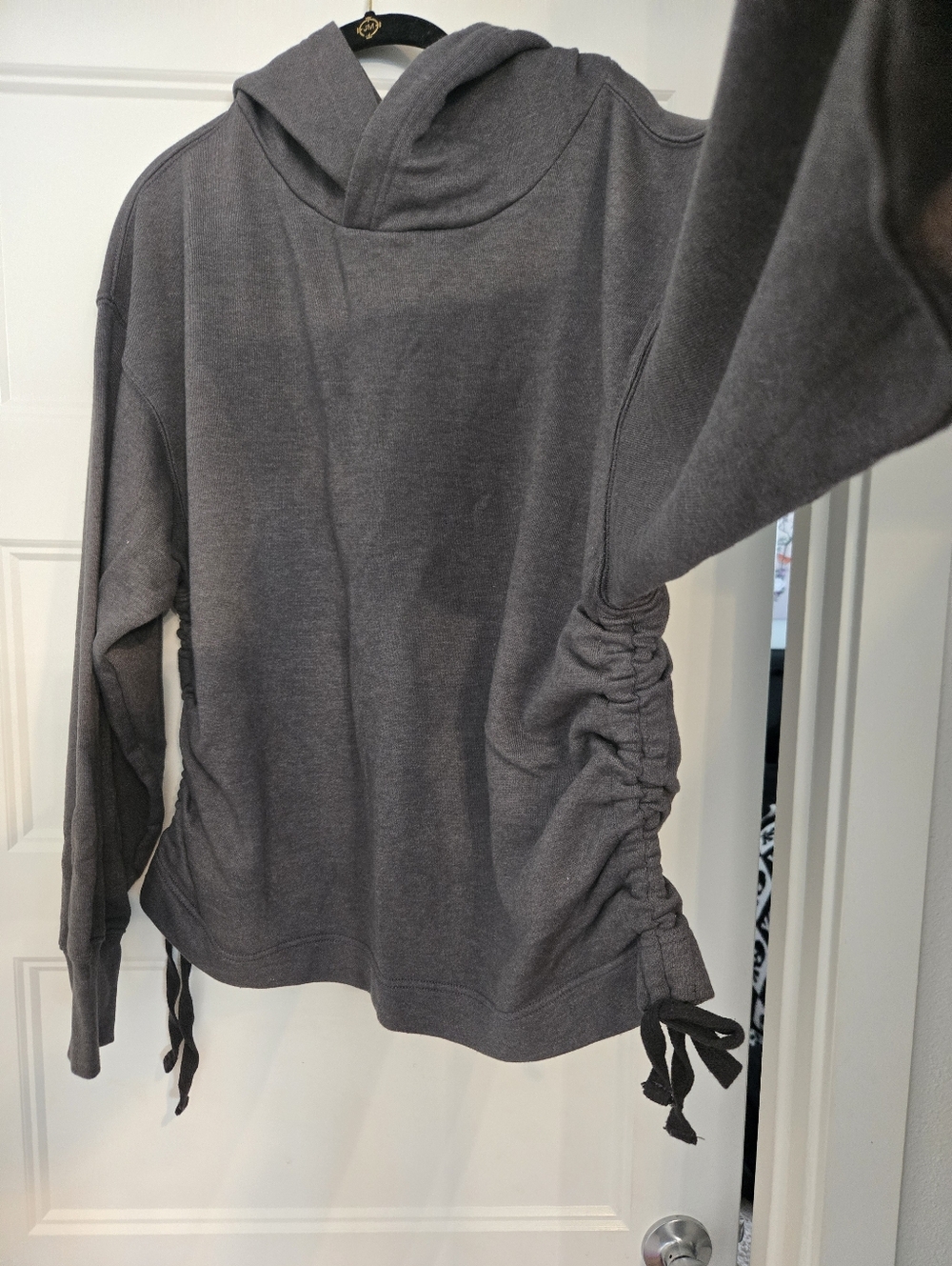 Aerie Charcoal Gray Pullover Hoodie With Adjustable Rouched Sides. Size XL